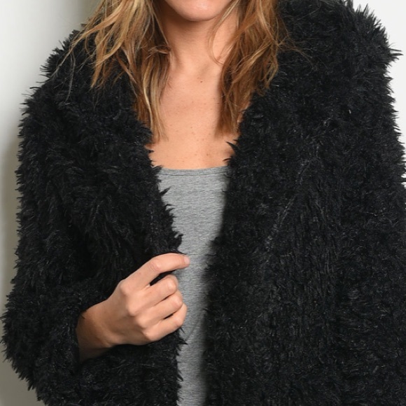 <<RATED 5-STAR>> Black Shaggy Fur Coat - Picture 5 of 8
